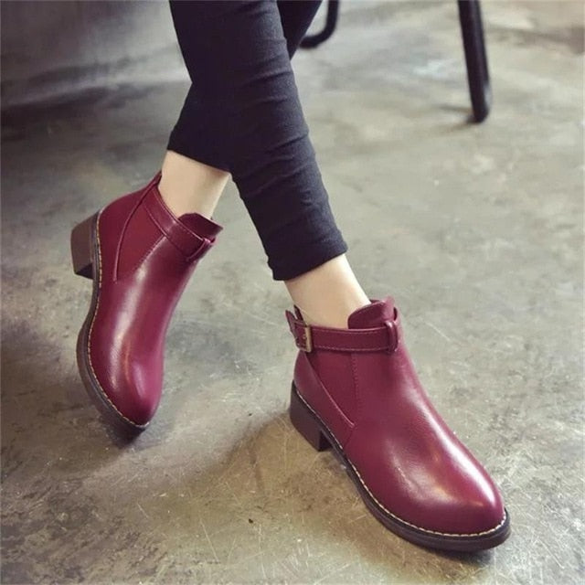 Women Ankle Martin Boots 2018 Autumn Female Casual Shoes Woman Flat Fashion Platform Round Toe Buckle Strap Solid Comfortable