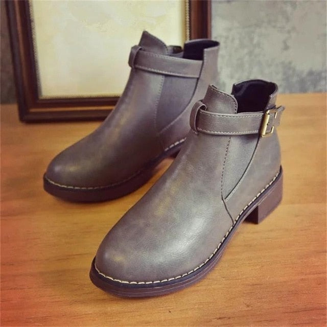 Women Ankle Martin Boots 2018 Autumn Female Casual Shoes Woman Flat Fashion Platform Round Toe Buckle Strap Solid Comfortable